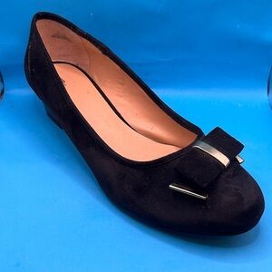George - women’s faux suede wedge bow shoes, heels black, size 9